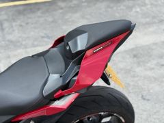 Honda CBR650R - photo 9