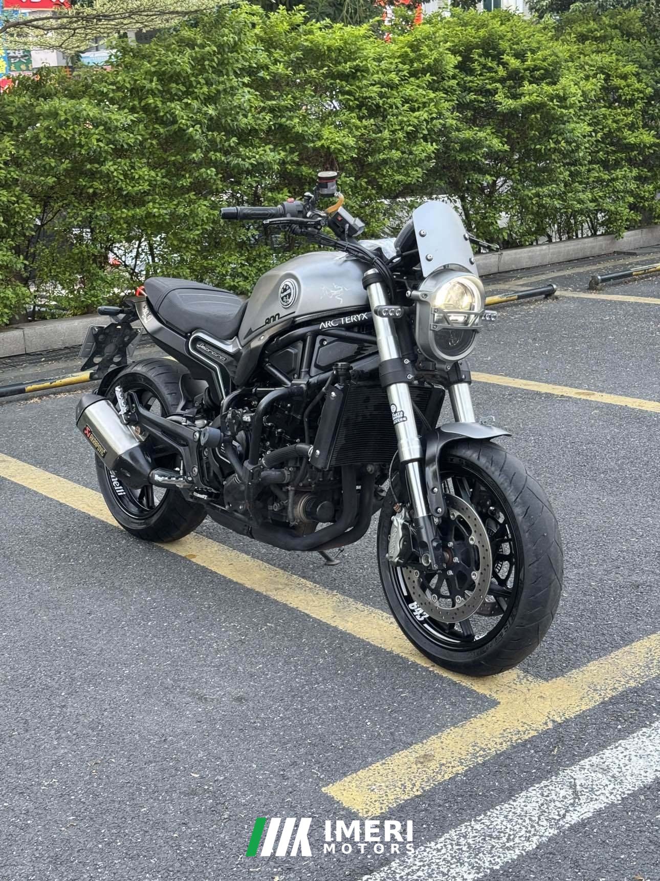 2022 Benelli Leoncino 800