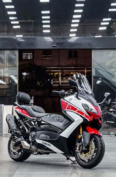 Yamaha TMAX 560 cc - фото 1