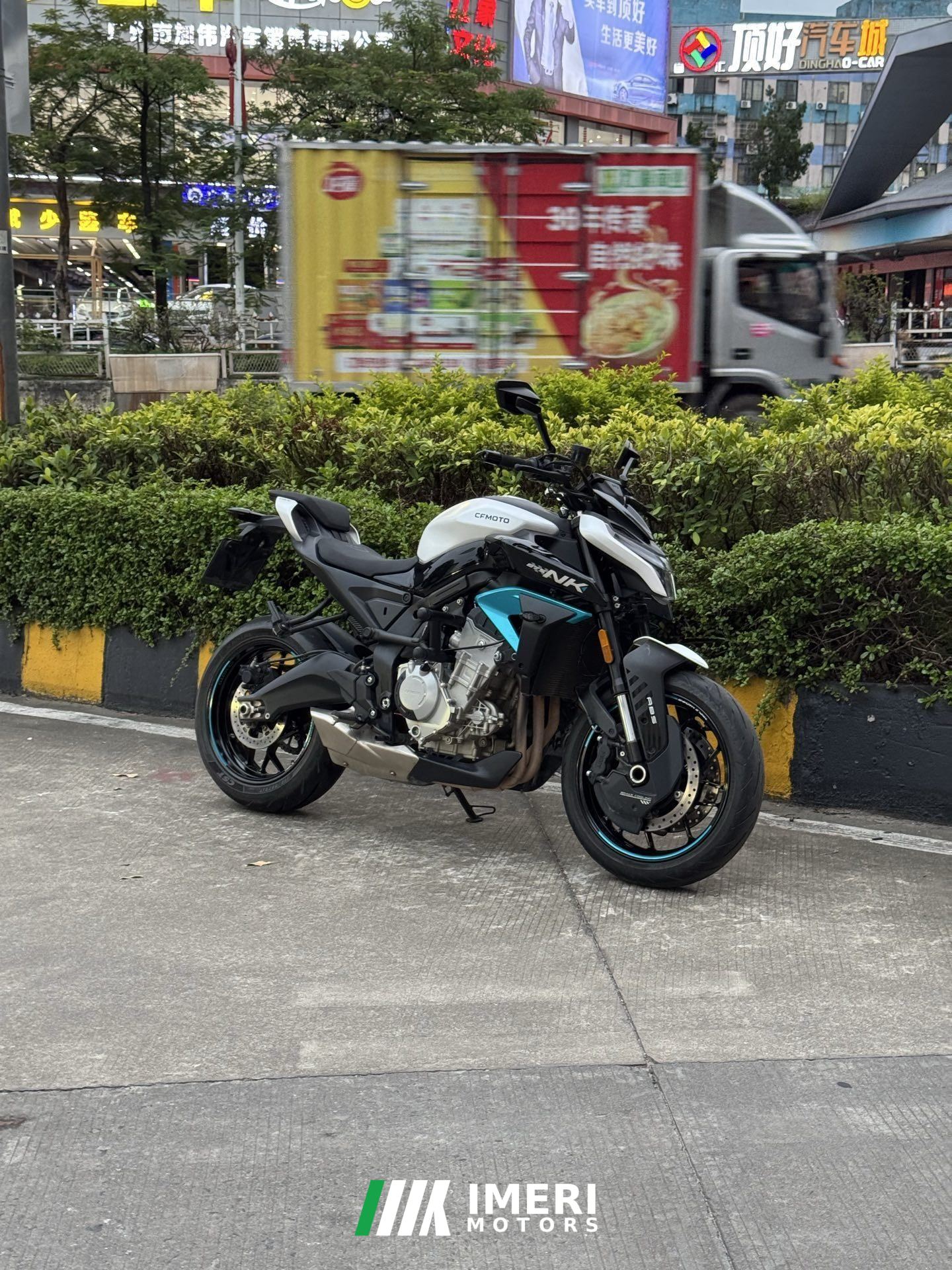 2025 CFMOTO 675NK