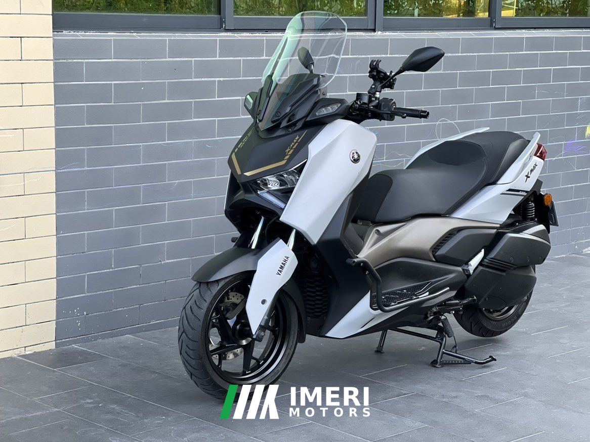 2023 Yamaha XMAX 300 cc