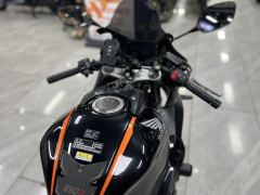 Honda CBR650R - photo 2