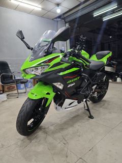 Kawasaki Ninja 400 - ფოტო 1