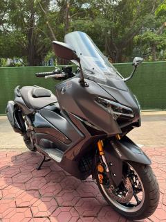 Yamaha TMAX 560 cc - photo 3