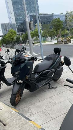Yamaha XMAX 300 cc - ფოტო 3
