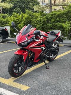 Honda CBR400R - photo 3