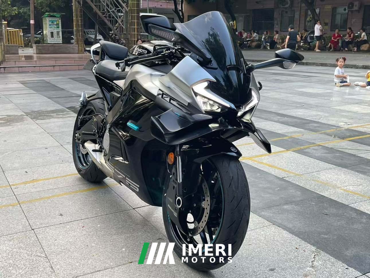 2024 CFMOTO 675SR-R