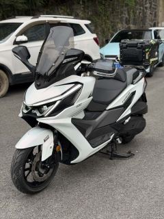 SYM Cruisym 400 - фото 1