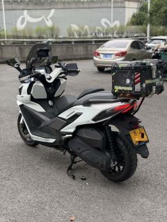 SYM Cruisym 400 - фото 7