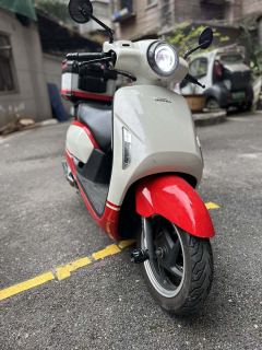 Sundiro Honda NS125LA - ფოტო 2