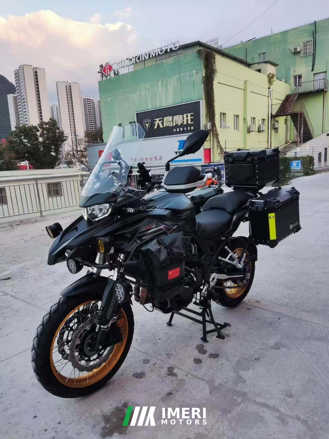 Benelli TRK552 550 cc - მოტოციკლი ჩინეთიდან