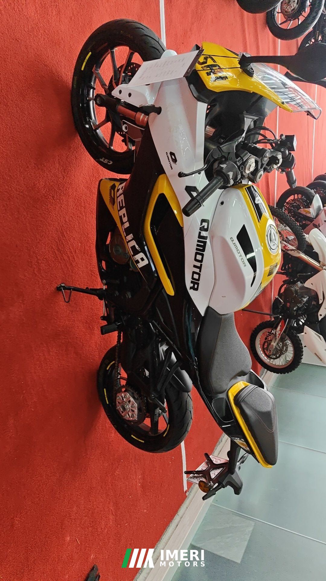 2022 QJMOTOR SRK 250