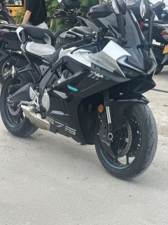 CFMOTO 675SR-R - ფოტო 1