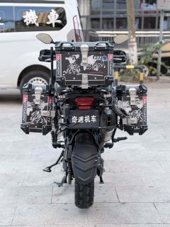 Benelli TRK552 550 cc - photo 8