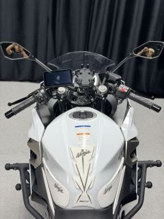 Kawasaki Ninja 400 - photo 2