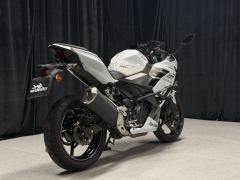 Kawasaki Ninja 400 - photo 9