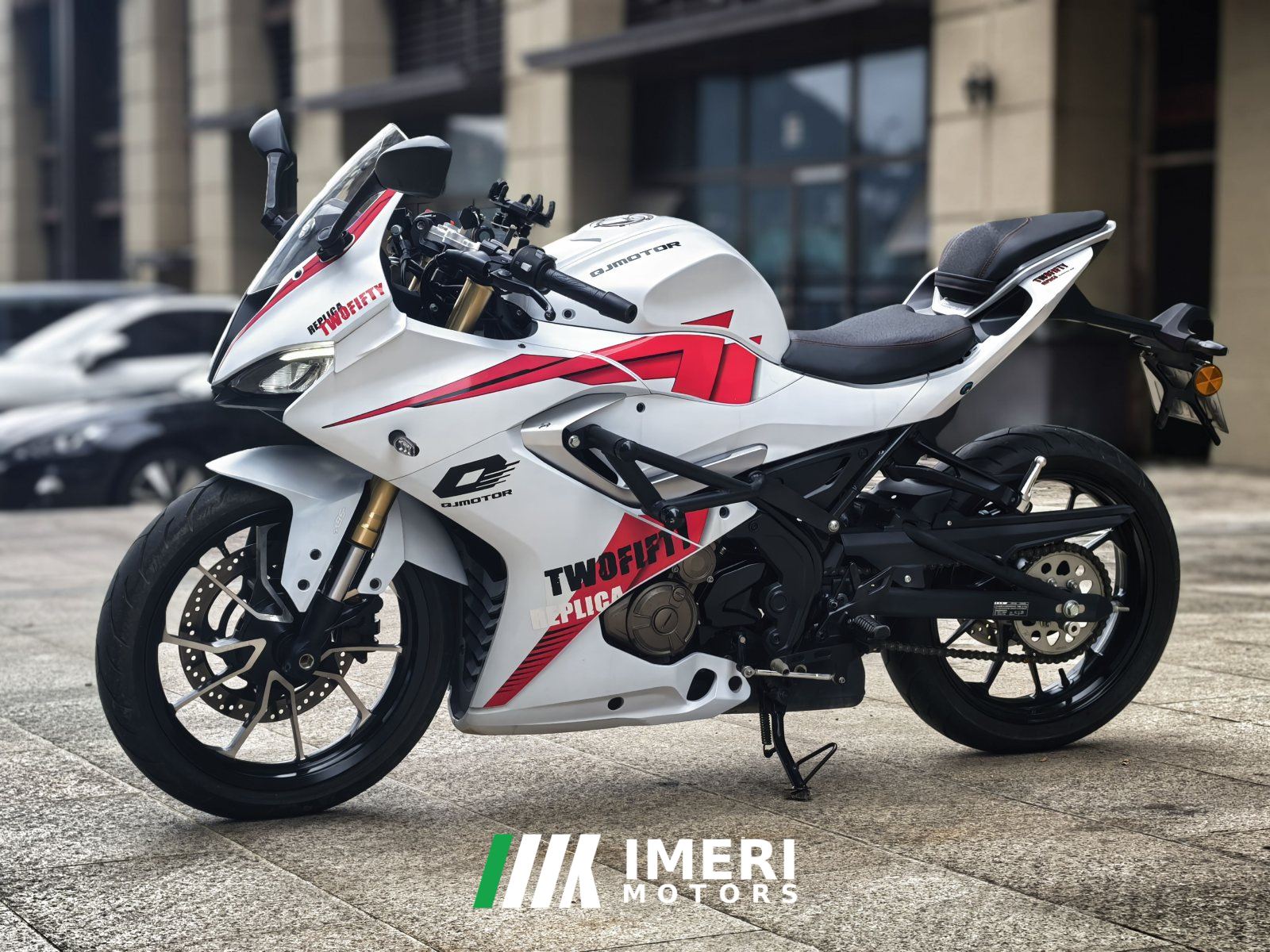 2022 QJMOTOR SRK 250