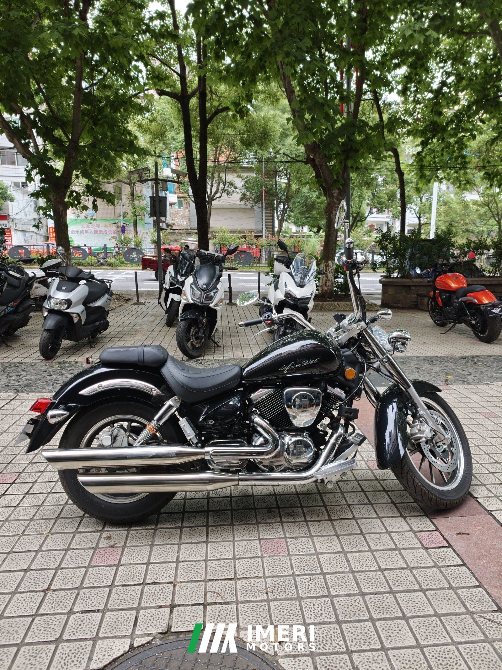 2023 Lifan V16 250 cc