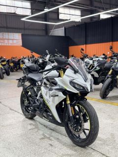 CFMOTO 250SR - фото 1