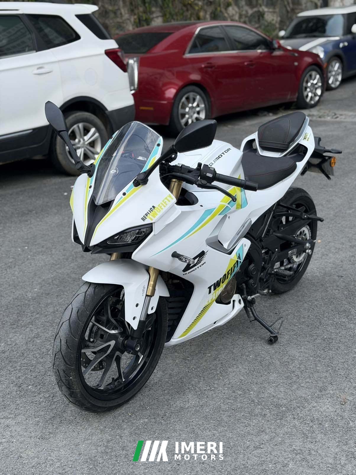 2022 QJMOTOR SRK 250