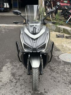 SYM Cruisym 150 - фото 2