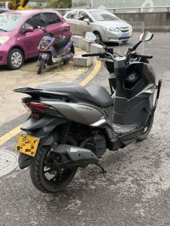 SYM Cruisym 150 - фото 5