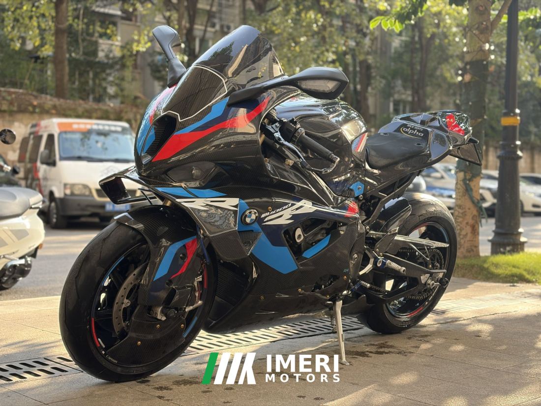 BMW S 1000 RR - мотоцикл из Китая