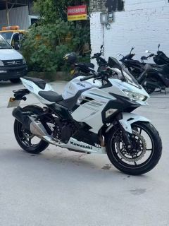 Kawasaki Ninja 400 - ფოტო 1