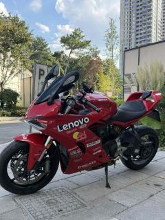 Ducati SuperSport 939 cc - ფოტო 4