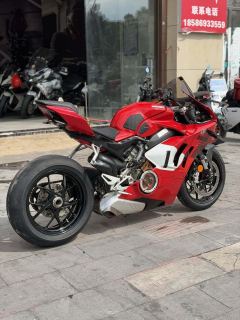 Ducati Panigale V4 1100 cc - ფოტო 9