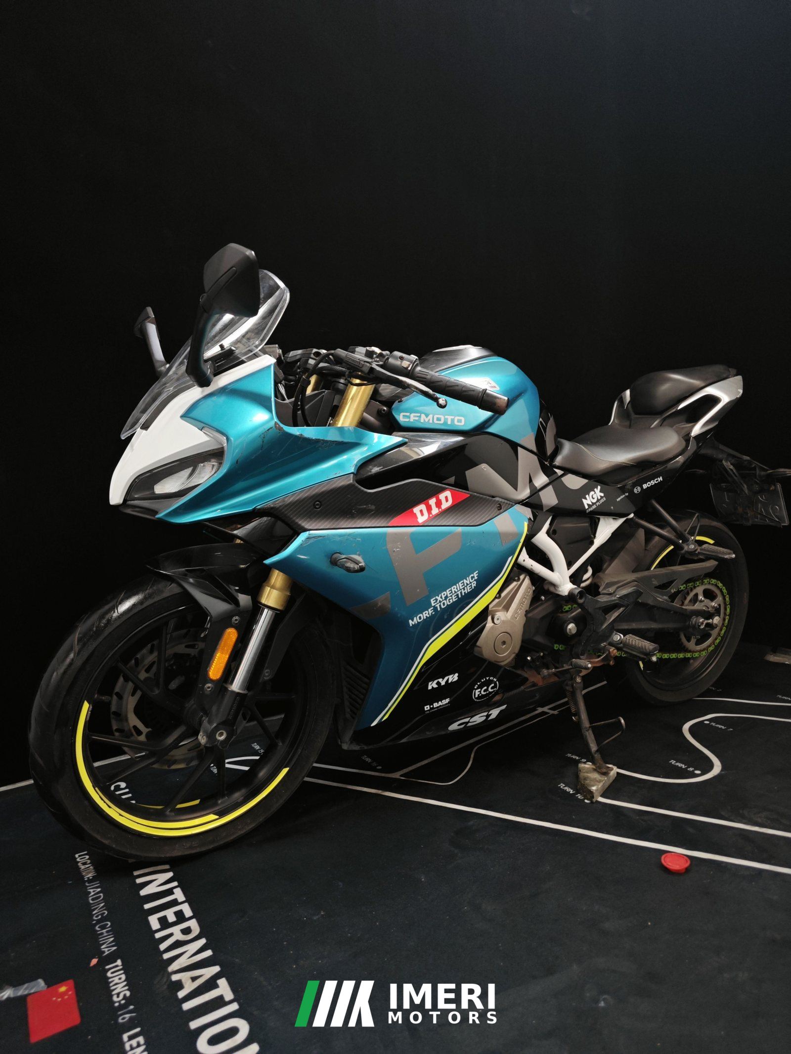 2021 CFMOTO 250SR