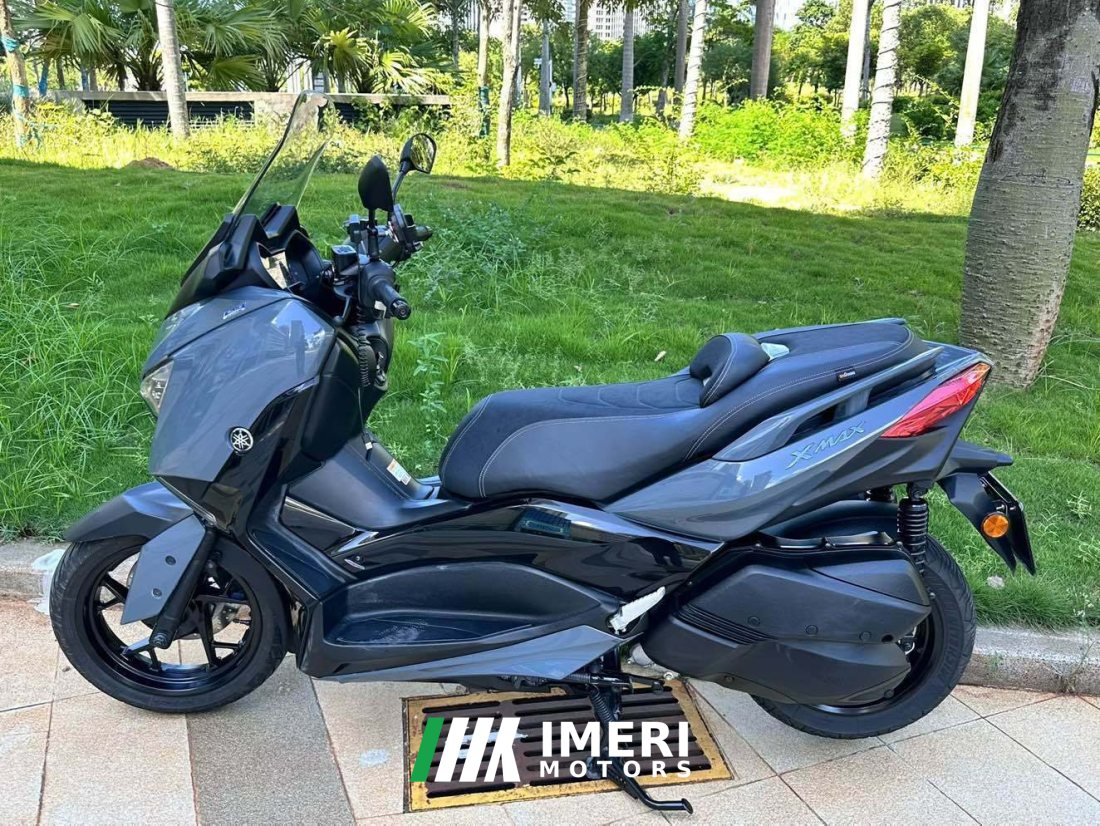 Yamaha XMAX 300 cc - motorcycle from China