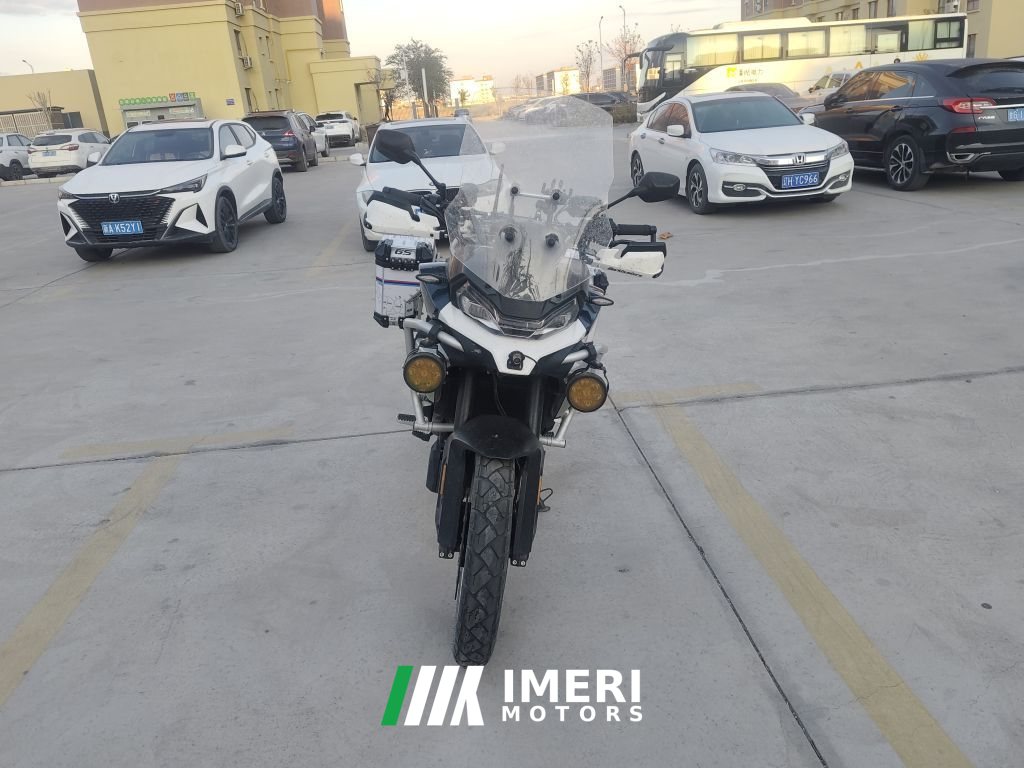 2025 CFMOTO 700MT