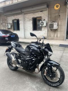 Kawasaki Z400 - фото 1