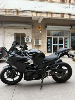 Kawasaki Ninja 400 - ფოტო 4