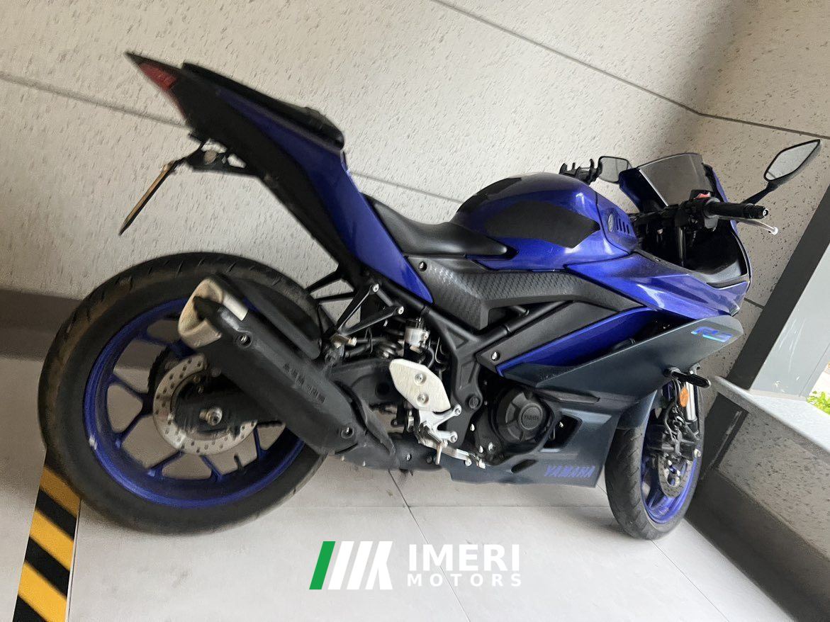 2024 Yamaha YZF-R3 320 cc