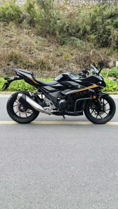 Haojue Suzuki GSX250R - ფოტო 4