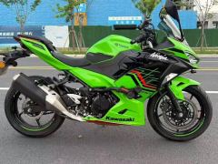 Kawasaki Ninja 400 - ფოტო 1