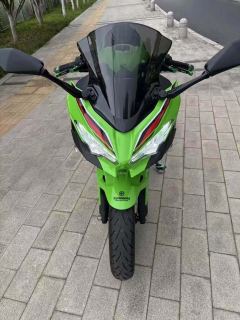 Kawasaki Ninja 400 - ფოტო 3