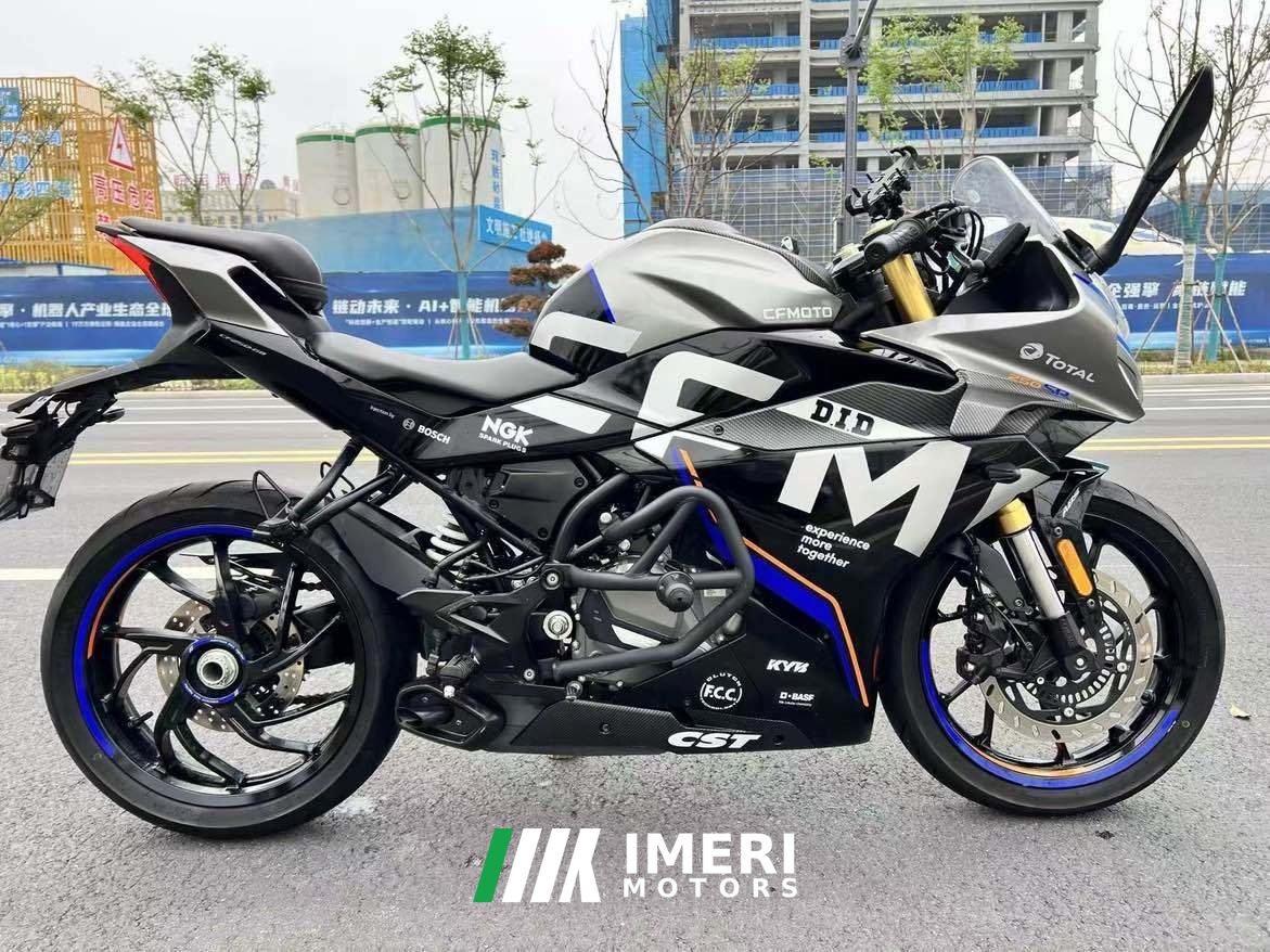 2022 CFMOTO 250SR