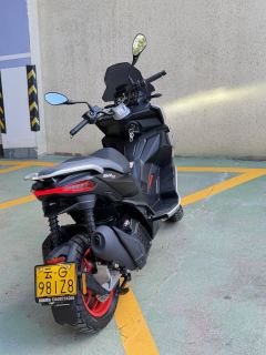 Aprilia SR GT 200 - photo 8