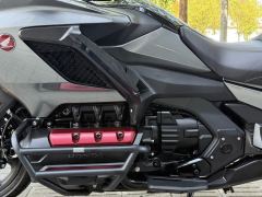 Honda Gold Wing GL1800 - photo 9
