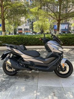 Voge SR4 Max 350 cc - ფოტო 4