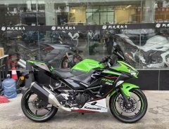 Kawasaki Ninja 400 - photo 2