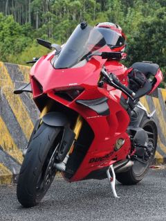 Ducati Panigale V4 1100 cc - ფოტო 2