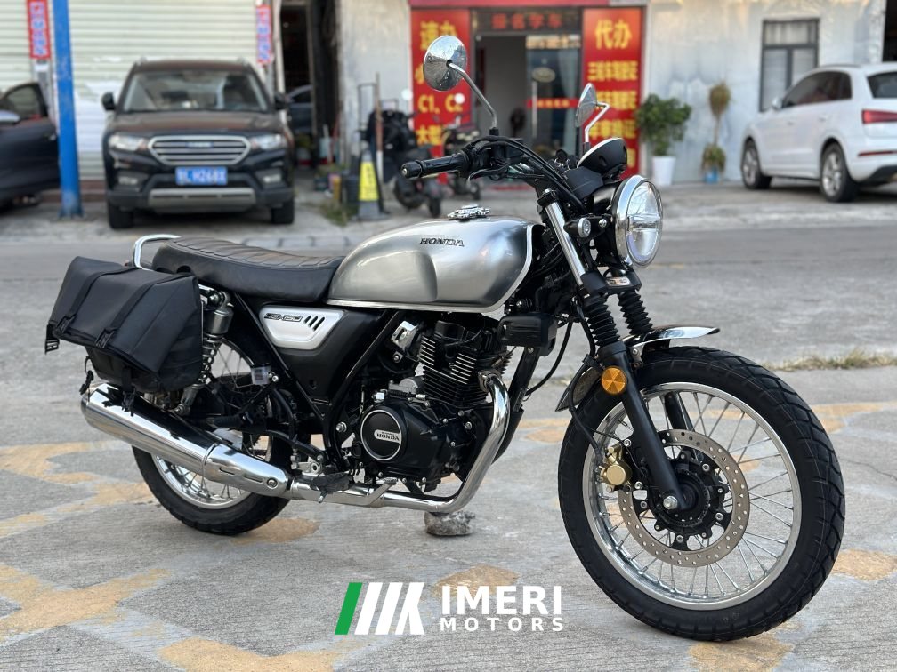 Wuyang Honda CGX150 - motorcycle from China