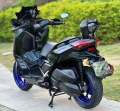 Yamaha XMAX 300 cc - photo 9