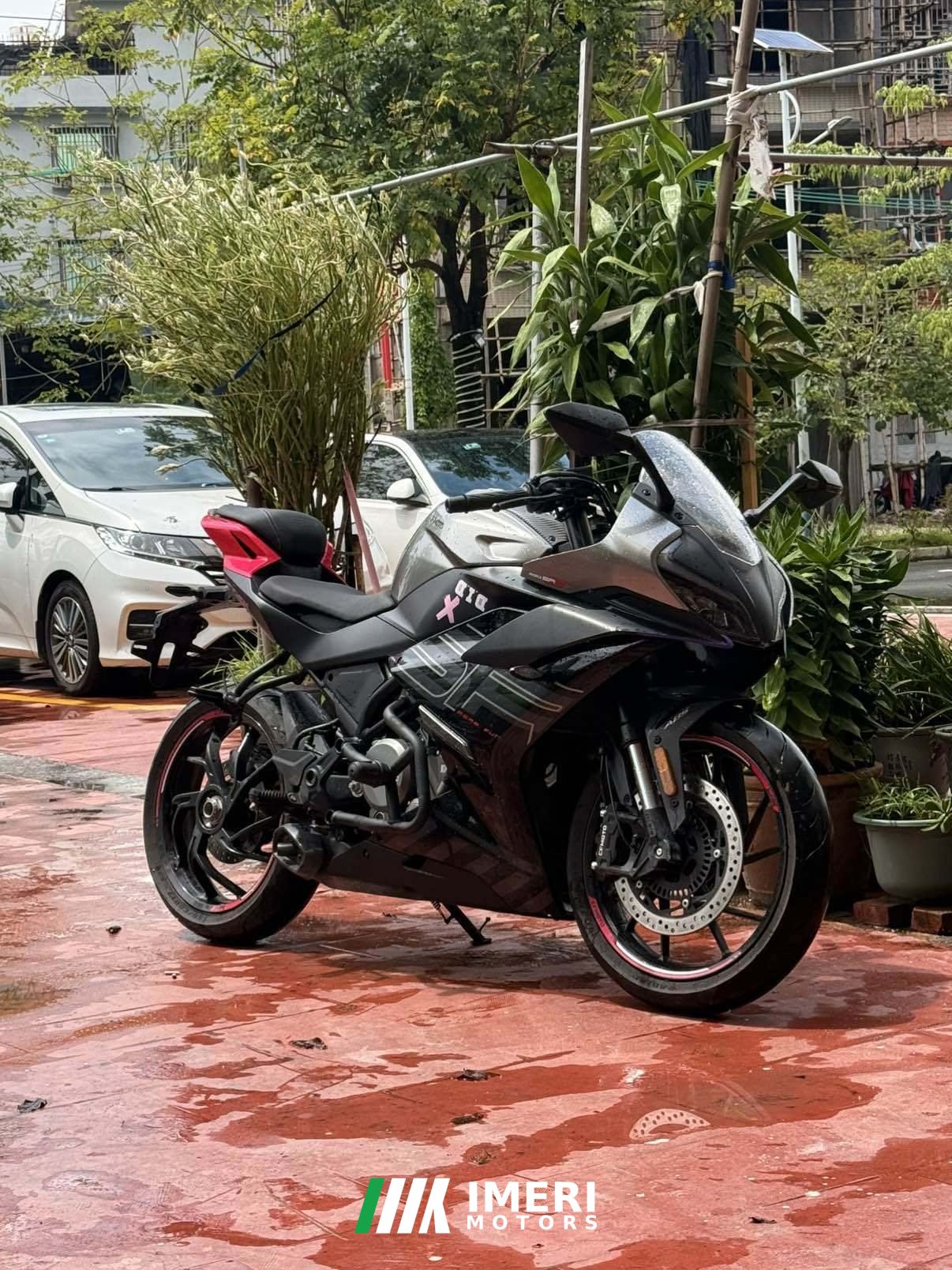 2025 CFMOTO 250SR