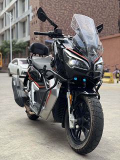 QJMOTOR Hong 250 ADV - фото 1