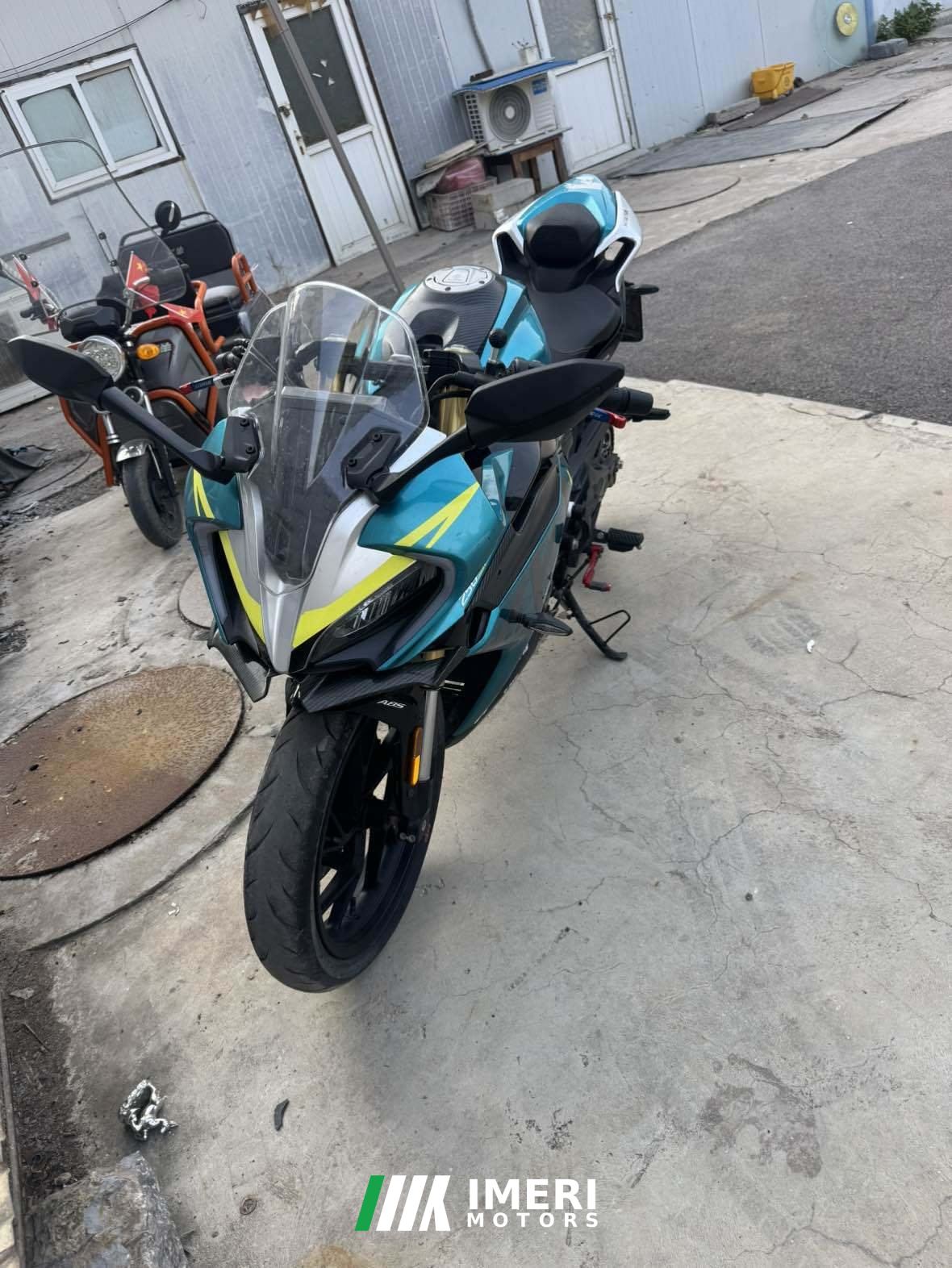 2021 CFMOTO 250SR